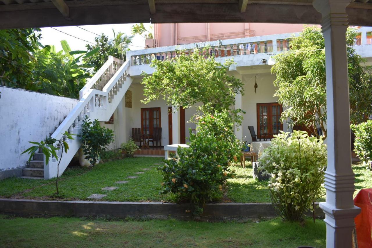 Aroma Guest House Mirissa Exterior foto